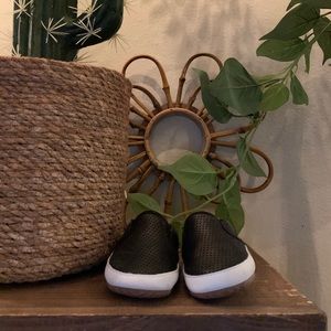 Little Bipsy Easton Slides